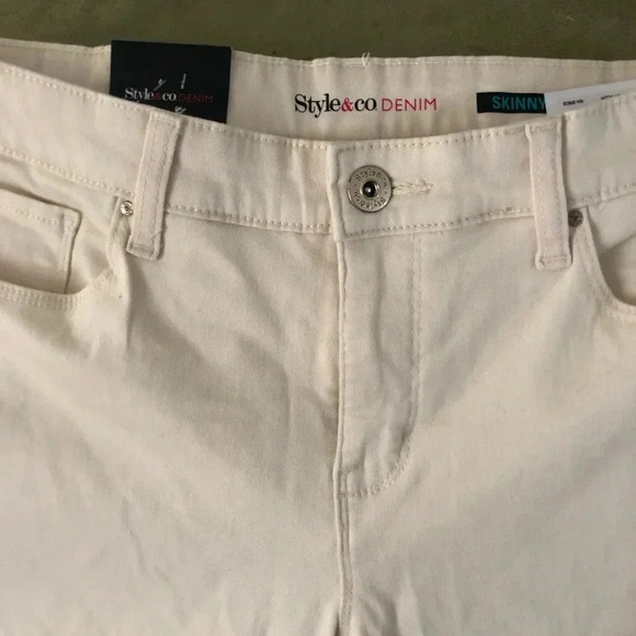 Style &Co stretch pants - Picture 2 of 4